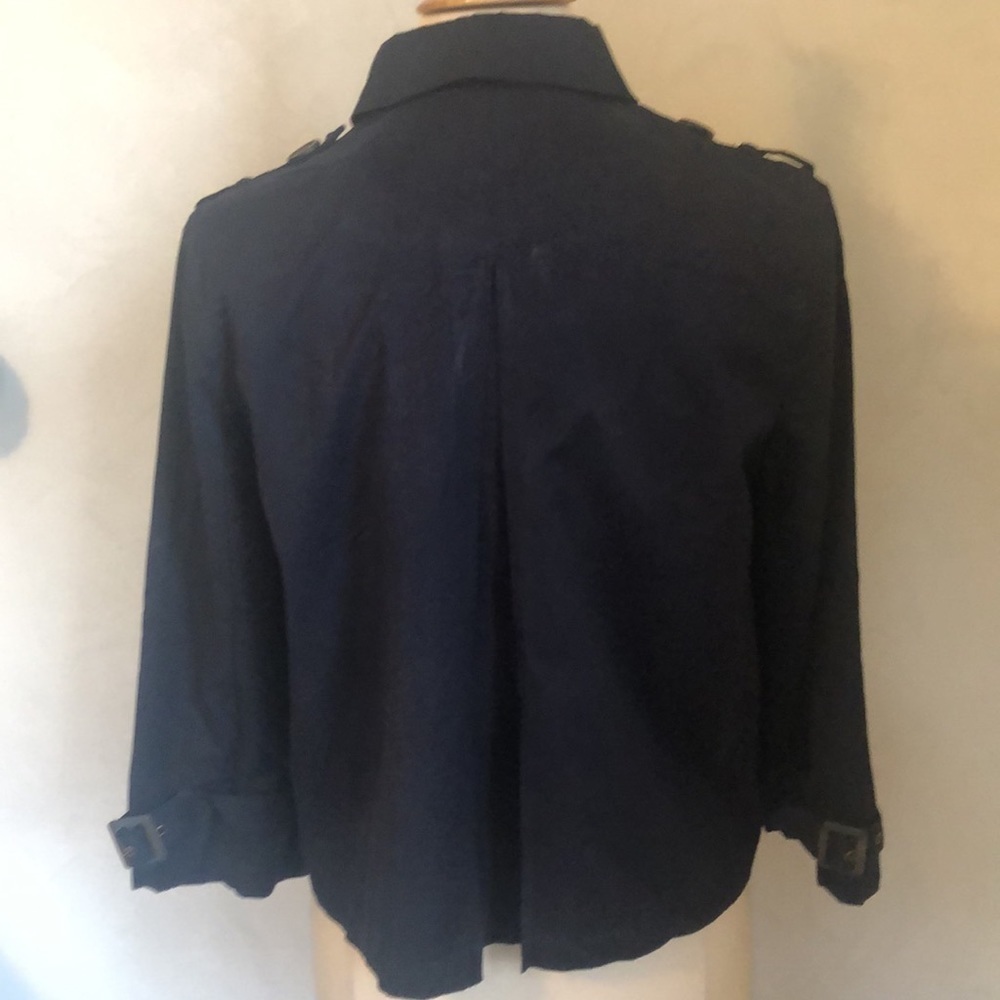 Forever 21 NWT Navy crop jacket with 3/4sleeves & button closure Size Large - Picture 4 of 11